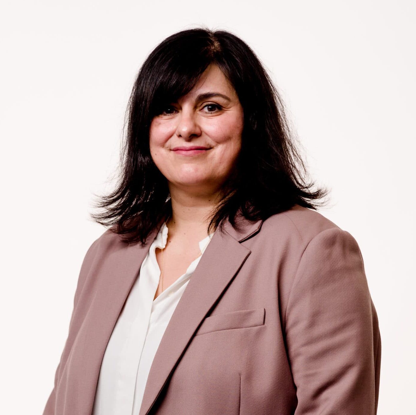 Aynur Oran